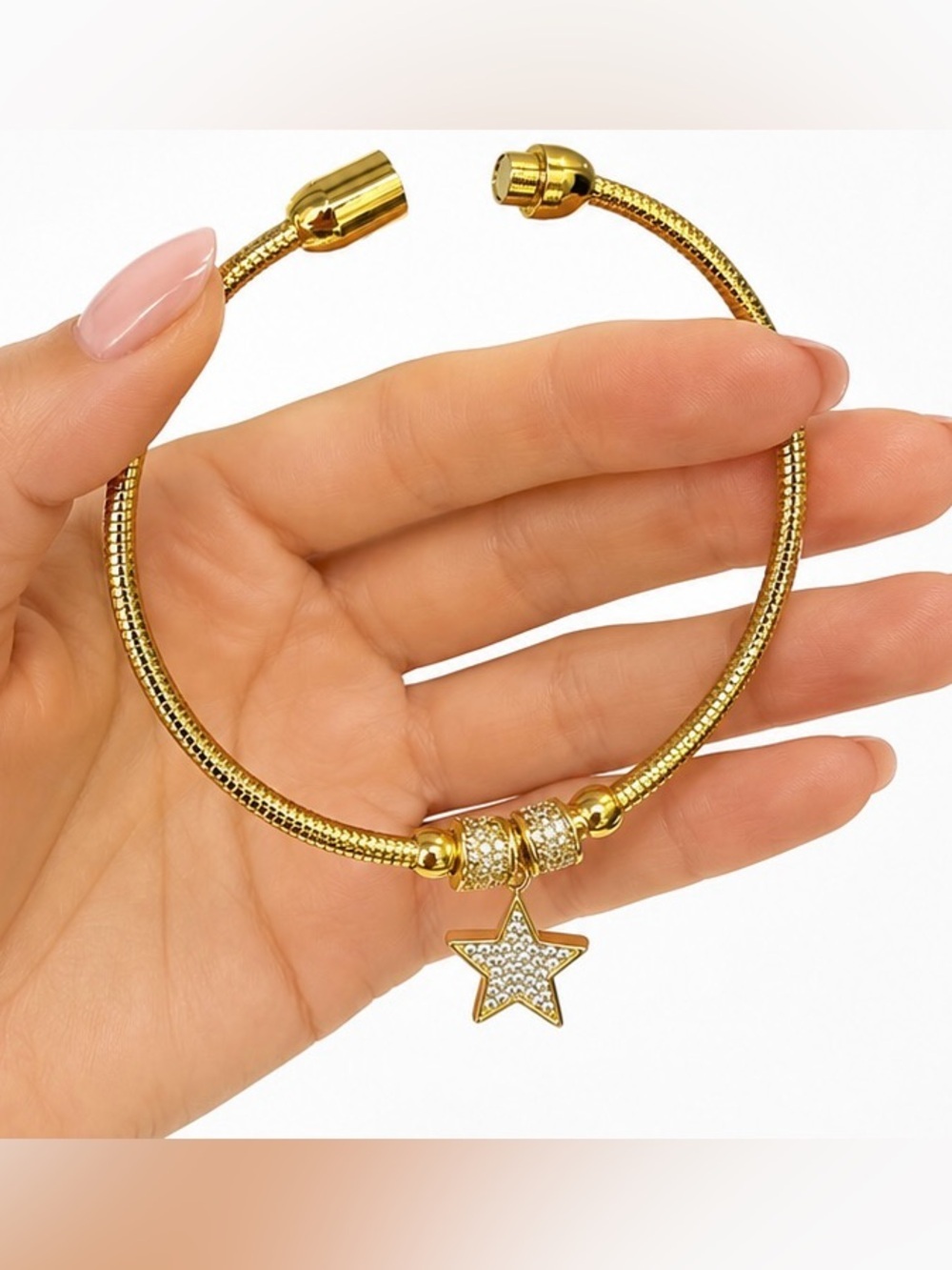 ✨ Gold Stainless Steel Star Charm Bracelet | CZ Pave Star | Magnetic Clasp ✨⭐️